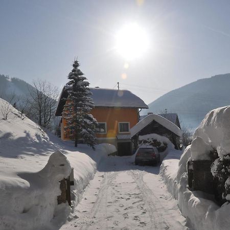 Privatzimmer Bendl Steinhaus am Semmering Екстер'єр фото