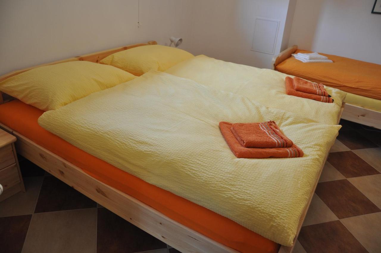 Privatzimmer Bendl Steinhaus am Semmering Екстер'єр фото